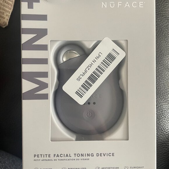 NuFace Mini+ Device Starter Kit - Picture 2 of 9
